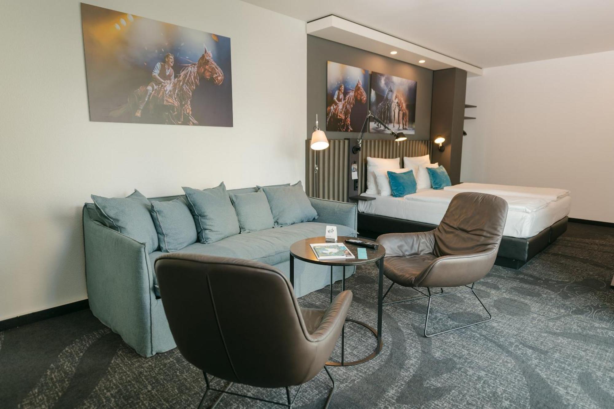 Motel One Berlin-Ku'Damm — Photos 2